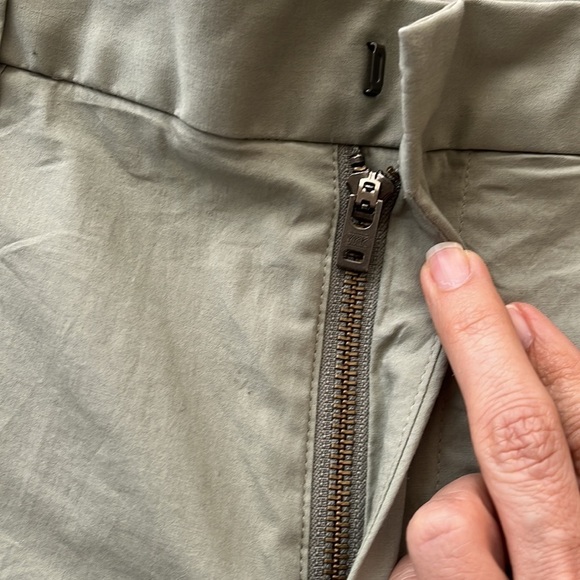Everlane Olive green Short Size 28 - Picture 4 of 11